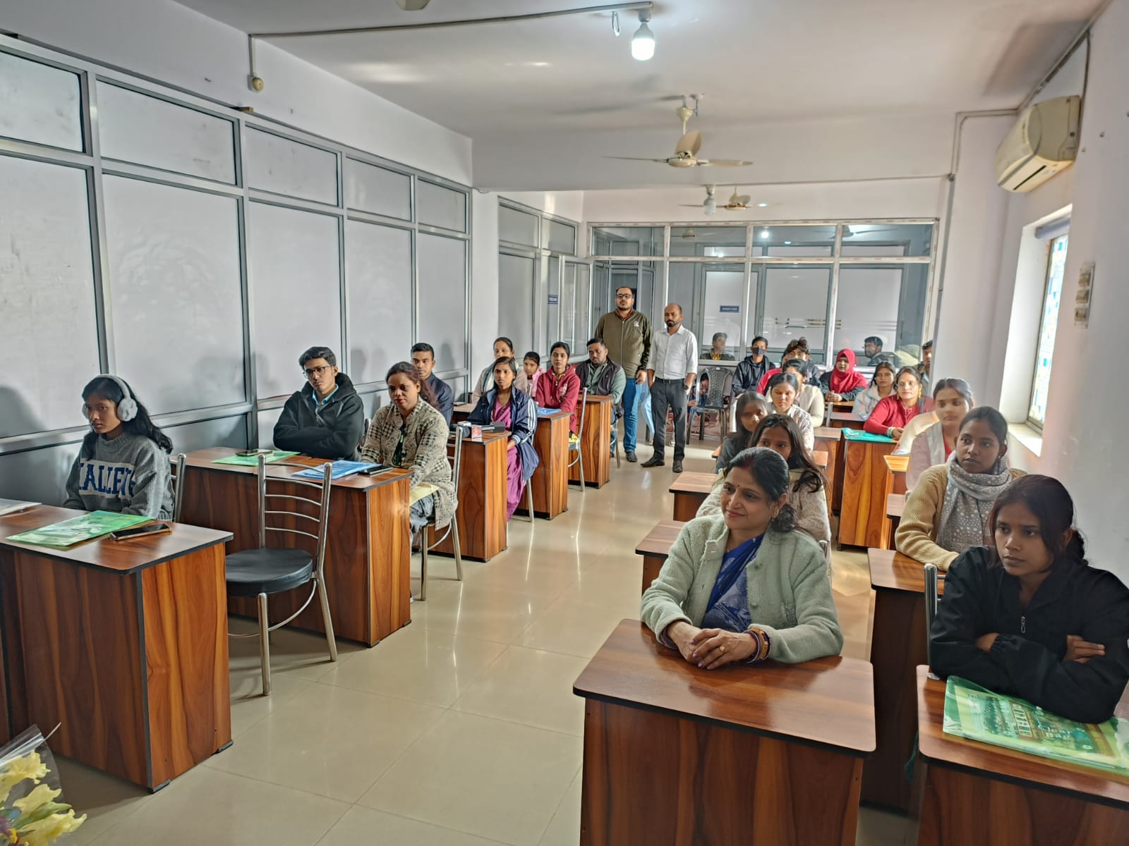 आज सीखिए, कल डिजिटल प्रोफेशनल बनिए।